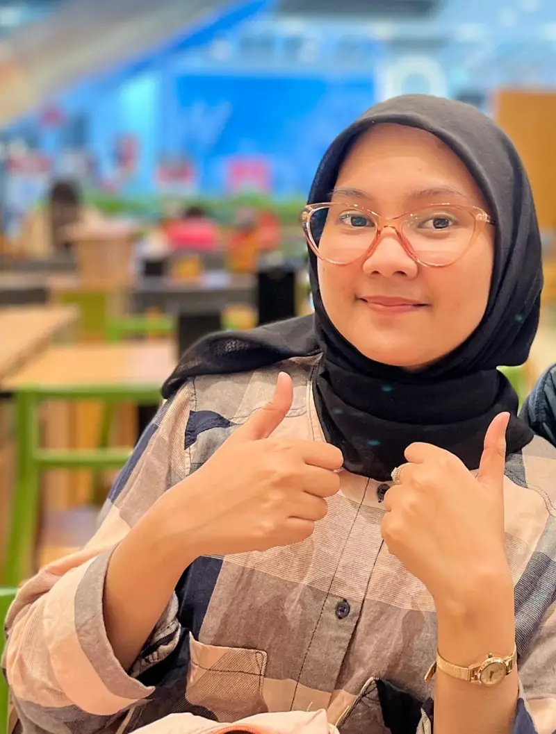 Dinda Afrimelda,S.Ak